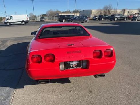 Used 1991 Chevrolet Corvette Convertible image 7