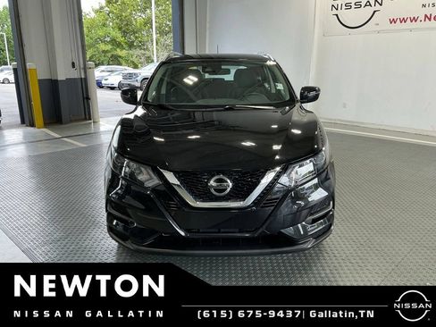Used 2020 Nissan Rogue Sport SV FWD image 17
