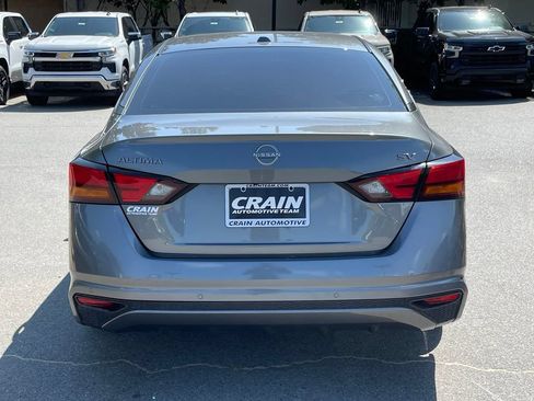 Used 2023 Nissan Altima 2.5 SV FWD image 6