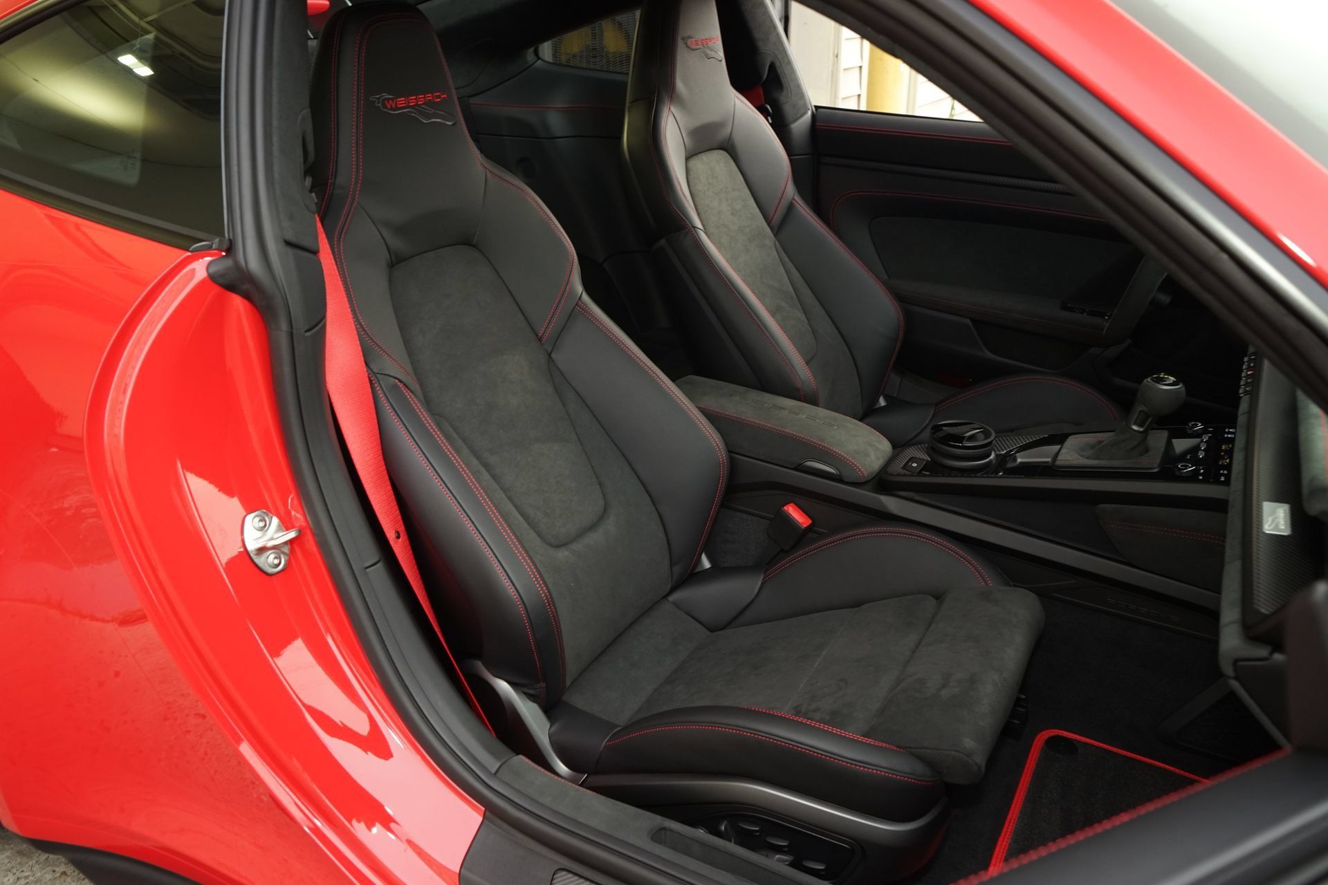 Used 2026 Porsche 911 GT3 RWD image 16