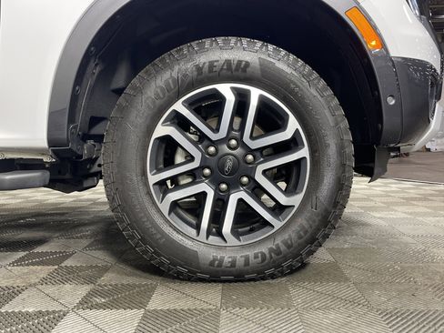 Used 2024 Ford Ranger Lariat image 9