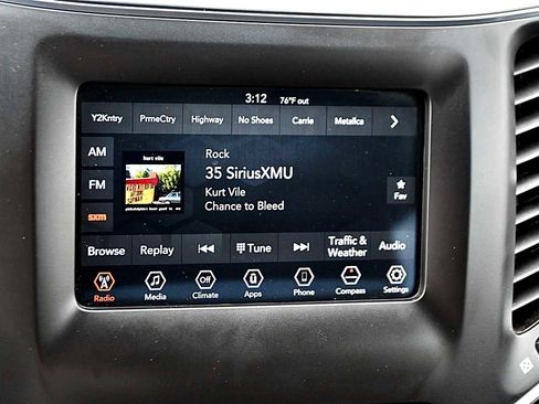 Used 2020 Jeep Cherokee Latitude Plus FWD image 28