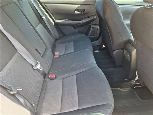 Used 2022 Nissan Sentra SV w/ Trunk Package FWD image 18