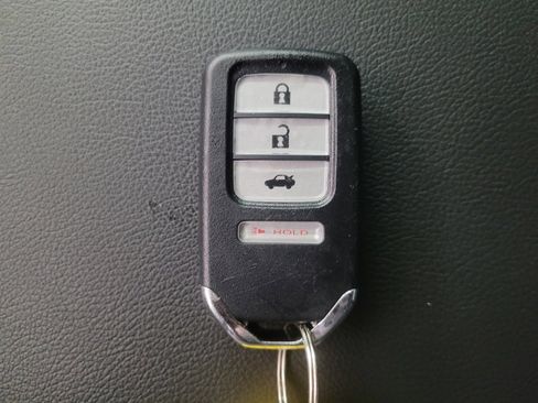 Used 2019 Honda Accord Sport image 32