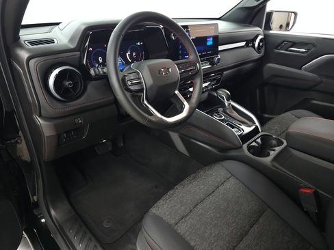 Used 2024 Chevrolet Colorado Z71 w/ Z71 Convenience Package 2 AWD/4WD image 15