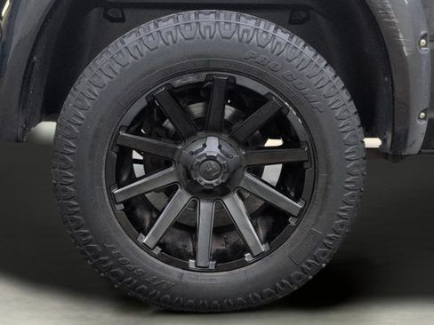 Used 2019 RAM 1500 Express w/ Wheel & Sound Group AWD/4WD image 27