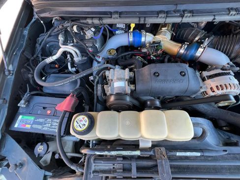 Used 2001 Ford F350 2WD SuperCab DRW Super Duty image 12