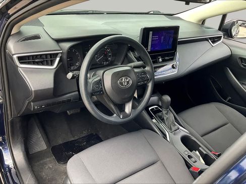 Used 2024 Toyota Corolla LE FWD image 17