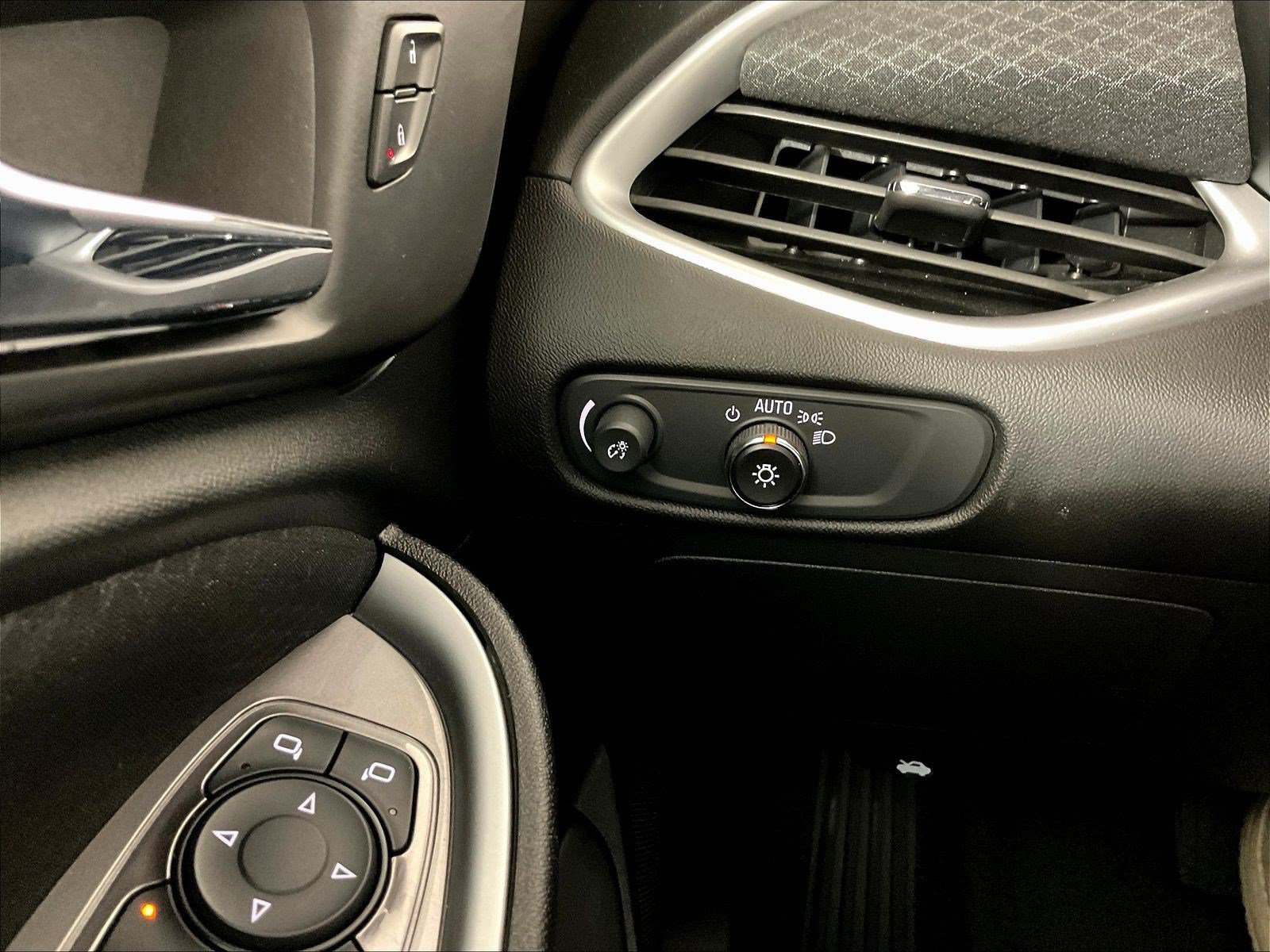 Used 2024 Chevrolet Malibu LS w/ LPO, Floor Liner Package FWD image 15