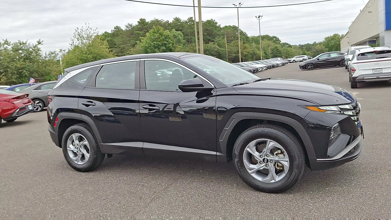 Certified 2024 Hyundai Tucson SE AWD/4WD image 2