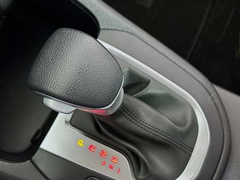 Used 2024 Kia Forte LXS w/ LXS Technology Package FWD image 19