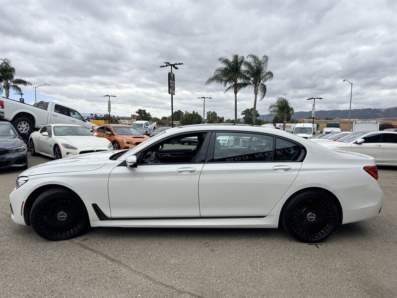 Used 2019 BMW 740i w/ M Sport Package RWD image 4