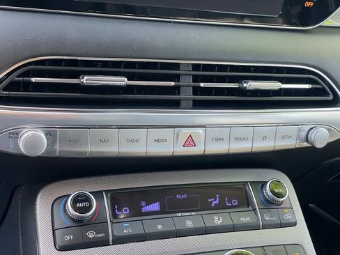 Used 2022 Hyundai Palisade Limited image 16