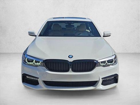 Used 2018 BMW 540i w/ M Sport Package image 2