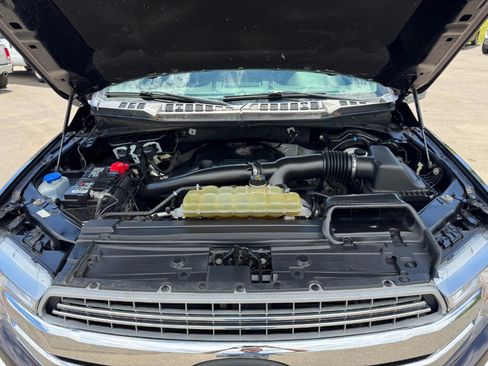 Used 2020 Ford F150 Lariat w/ Equipment Group 502A Luxury AWD/4WD image 24