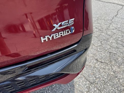 Used 2024 Toyota Sienna XSE AWD/4WD image 26