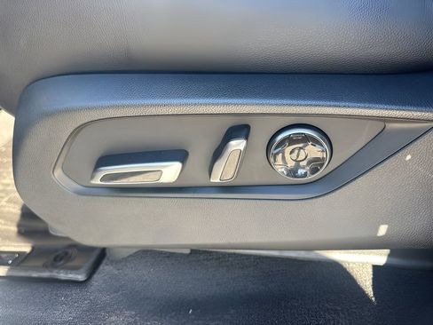 Used 2025 Acura MDX FWD image 10