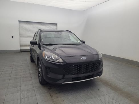 Used 2020 Ford Escape SE Sport image 13