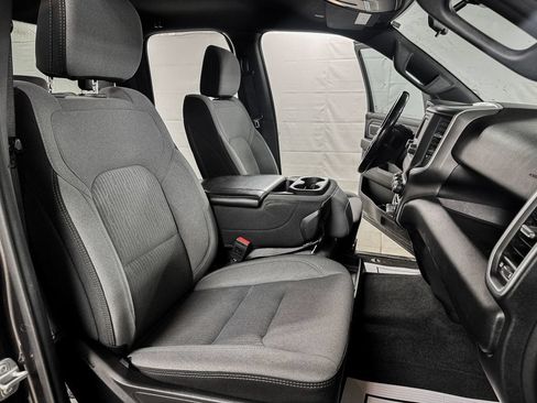 Used 2021 RAM 1500 Big Horn AWD/4WD image 10
