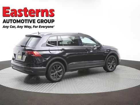 Used 2024 Volkswagen Tiguan SE FWD image 39