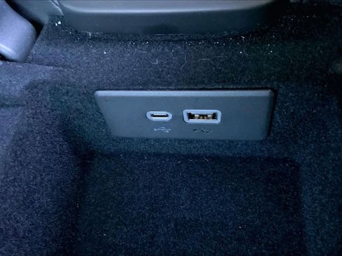 Used 2024 Chevrolet Corvette Z06 image 29