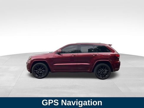 Used 2019 Jeep Grand Cherokee Altitude RWD image 2