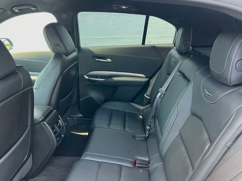 Used 2023 Cadillac XT4 Premium Luxury FWD image 15