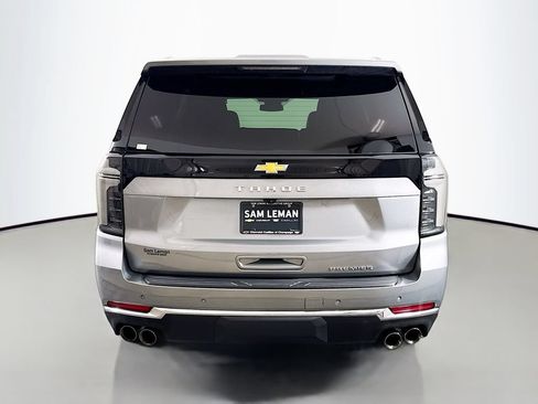 Used 2025 Chevrolet Tahoe Premier AWD/4WD image 6