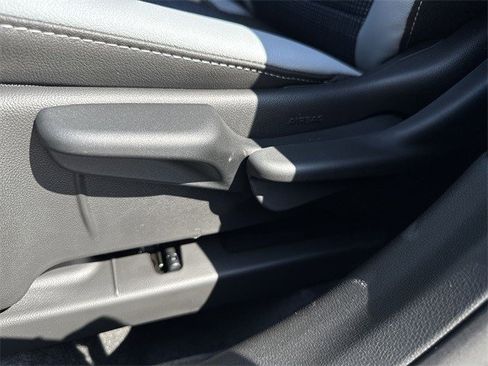 New 2026 Buick Envista Preferred w/ Convenience II Package image 12