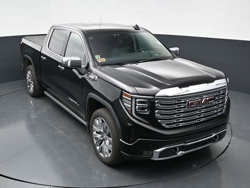 Used 2023 GMC Sierra 1500 Denali AWD/4WD image 43