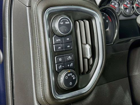 Used 2021 Chevrolet Silverado 1500 LT Trail Boss AWD/4WD image 15