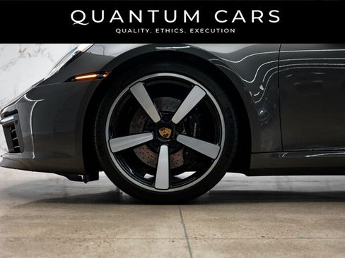 Used 2022 Porsche 911 Carrera 4S AWD/4WD image 6