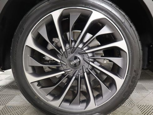 Used 2020 Lincoln Aviator Reserve w/ Equipment Group 202A image 33