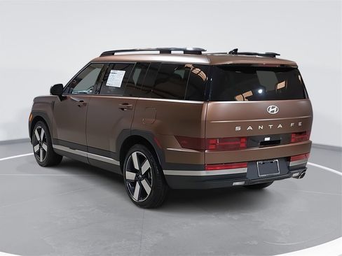 Used 2025 Hyundai Santa Fe Limited image 6