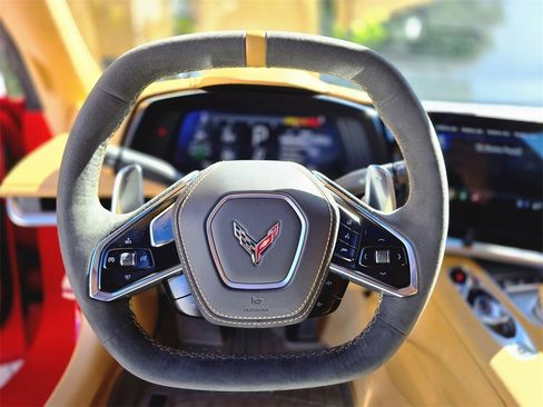 Used 2022 Chevrolet Corvette Stingray Premium Cpe w/ Z51 Performance Package image 17