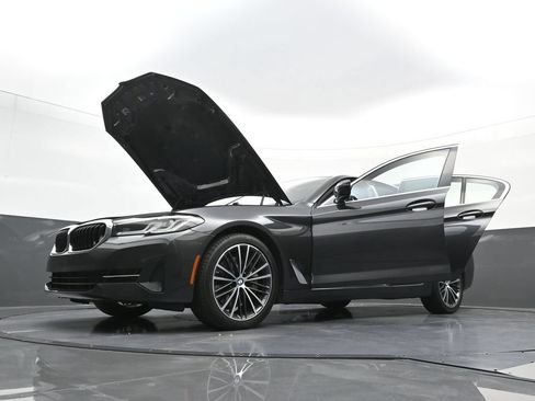 Used 2023 BMW 540i xDrive w/ Premium Package AWD/4WD image 41
