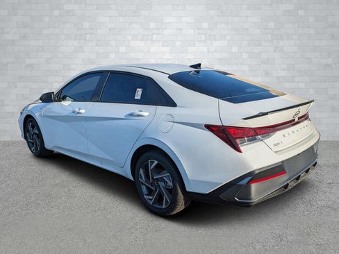 New 2025 Hyundai Elantra Sport image 7