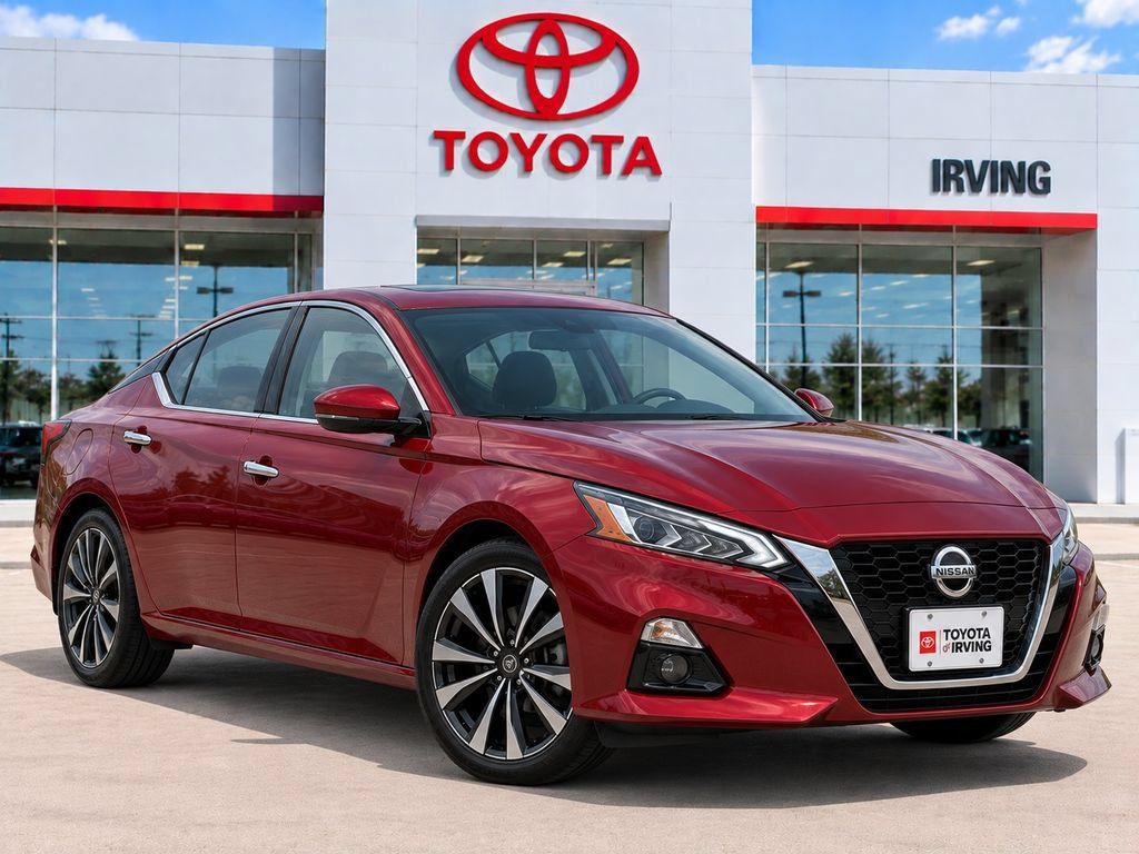 Used 2023 Nissan Altima 2.5 SL FWD image 1