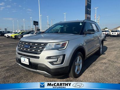 Used 2017 Ford Explorer XLT w/ Equipment Group 202A