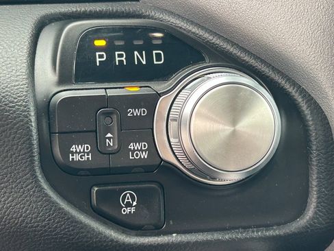 Used 2024 RAM 1500 Laramie AWD/4WD image 18