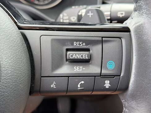 Used 2023 Nissan Rogue SV w/ SV Premium B Package FWD image 27
