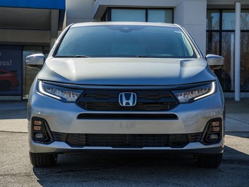 New 2026 Honda Odyssey Elite image 2