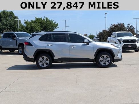 Used 2024 Toyota RAV4 XLE FWD image 4