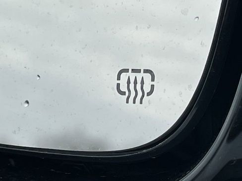 New 2026 Chrysler Pacifica Limited w/ Uconnect Theater Family Group image 44