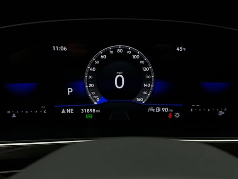 Used 2024 Volkswagen Tiguan SE image 13