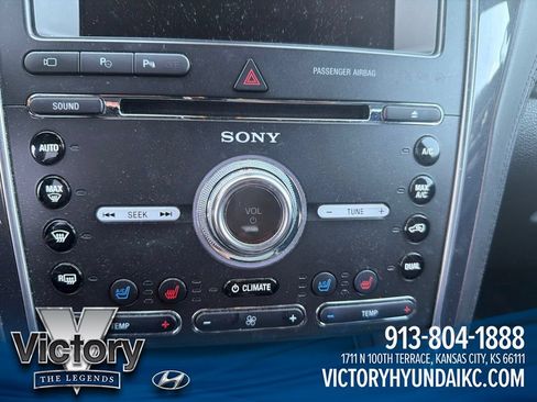 Used 2018 Ford Explorer Platinum AWD/4WD image 13