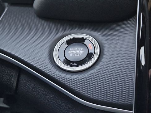 New 2025 Jeep Grand Cherokee L Altitude RWD image 22
