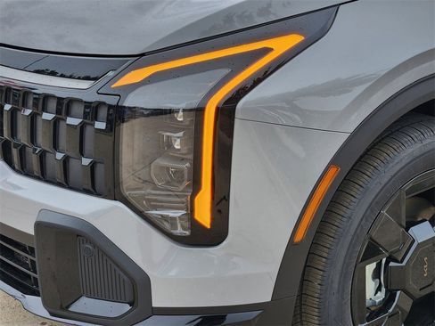 New 2026 Kia Sportage X-Line image 6