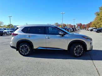 Certified 2024 Nissan Rogue Platinum w/ Platinum Premium Package video 2