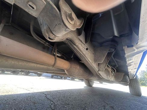 Used 2011 GMC Sierra 2500 SLT w/ SLT Convenience Package image 14